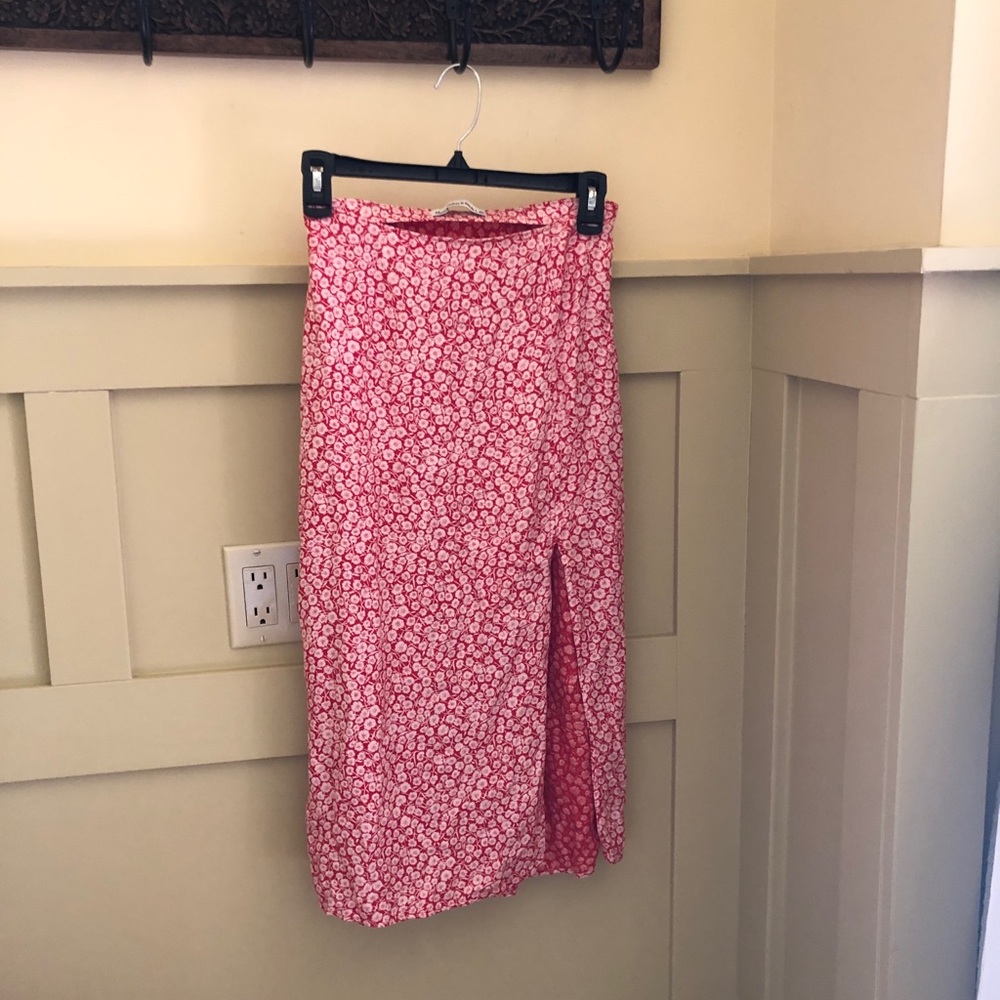 Abercrombie Midi Skirt-red florals
